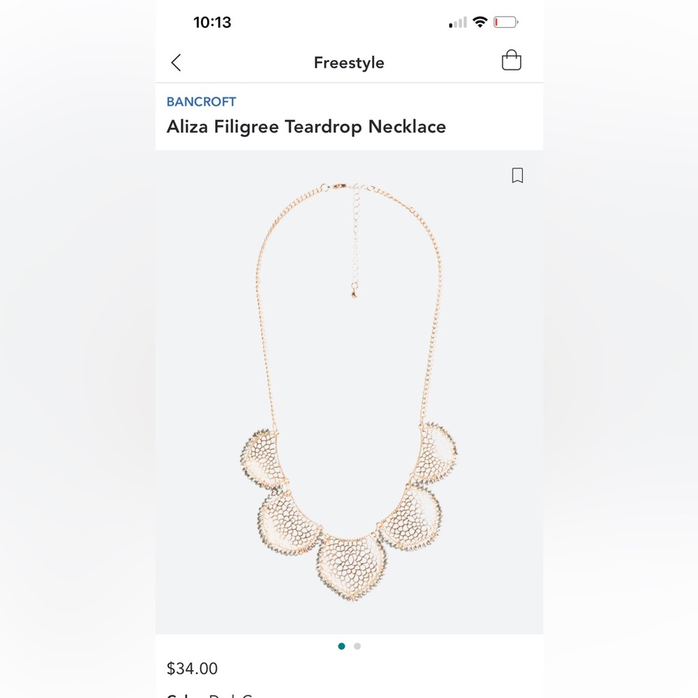 Statement necklace in like new condition!